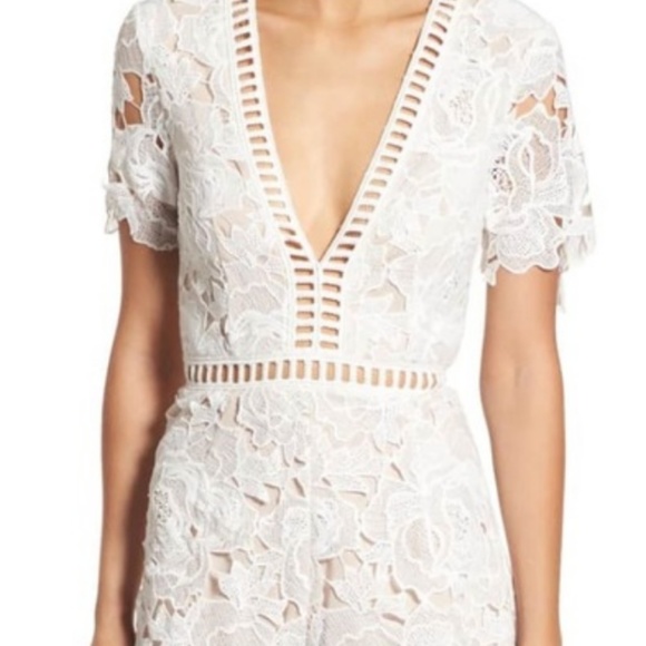 NWT Medium Missguided White Romper! - Picture 2 of 2